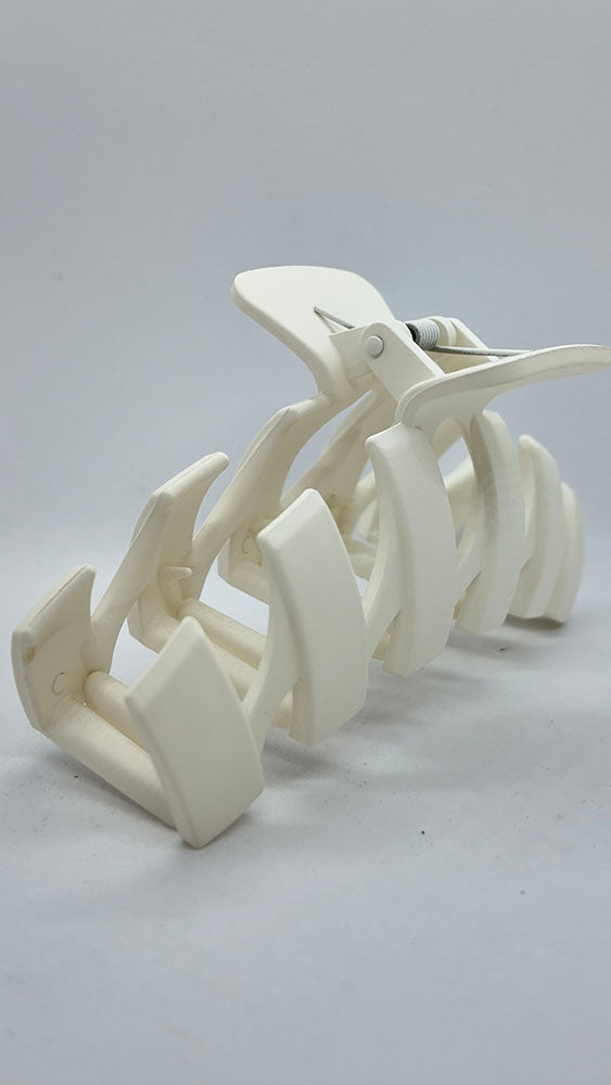 White hair claw clip