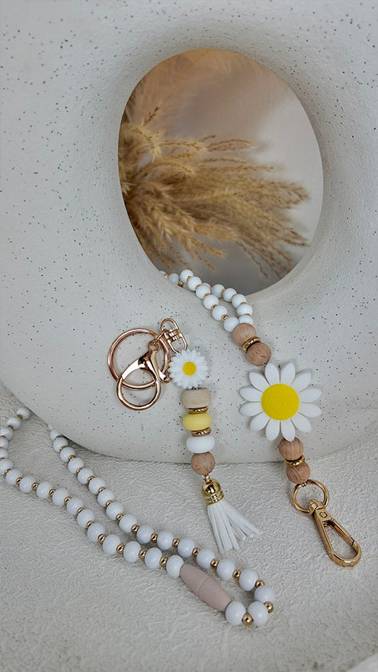 White Flower - Bundle Beaded