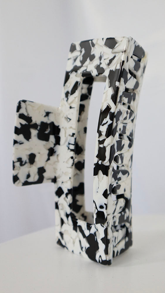 Black and White Hair Claw Clip