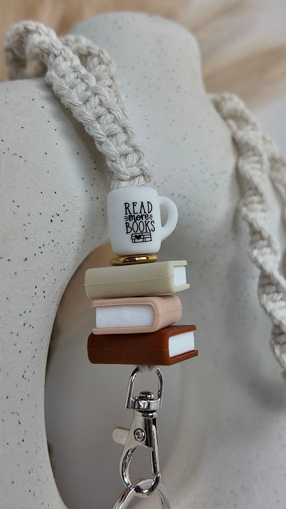 Read More Books - Macrame Lanyard