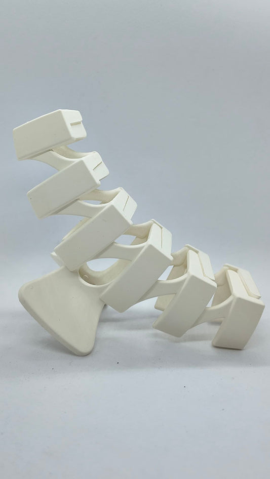 White hair claw clip
