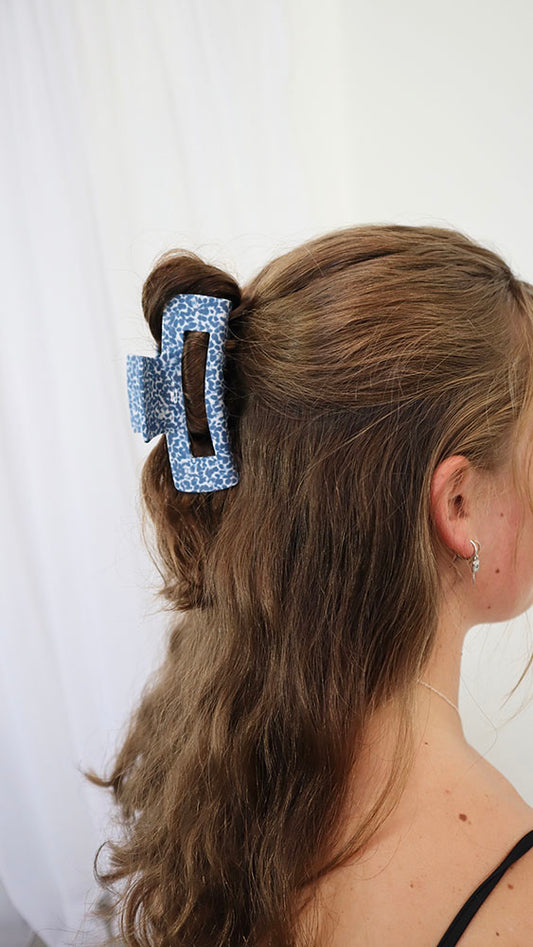 Blue hair claw clip 