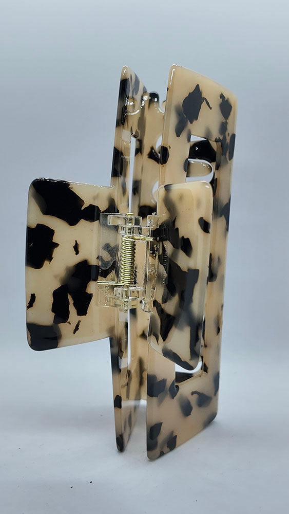 Leopard hair claw clip