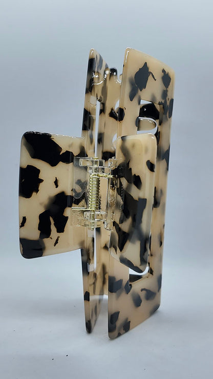 Leopard hair claw clip